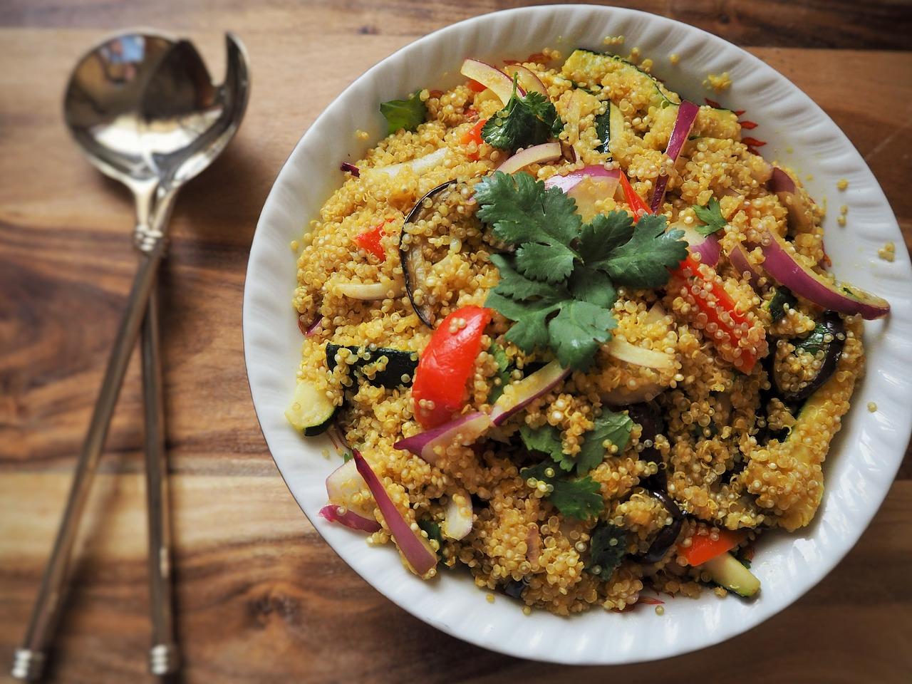 Schnelles Rezept: Ofenkürbis mit Zwiebeln und Feigen